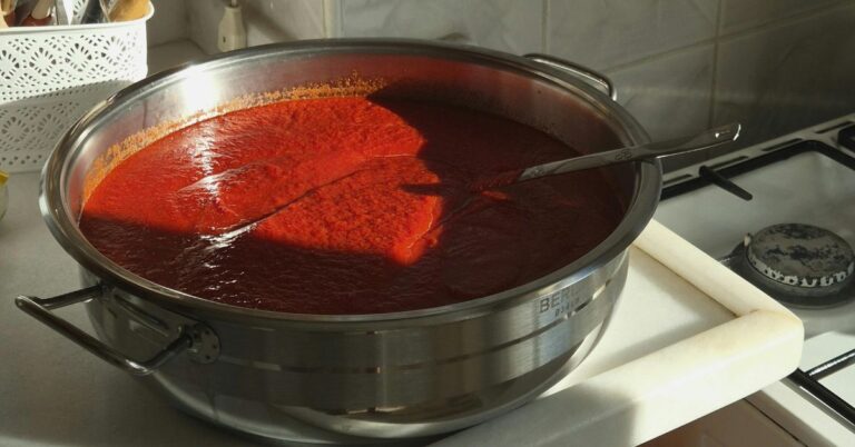 Nonna's slow-cooked Sunday ragù with braciolette — an authentic Neapolitan recipe from Southern Italy